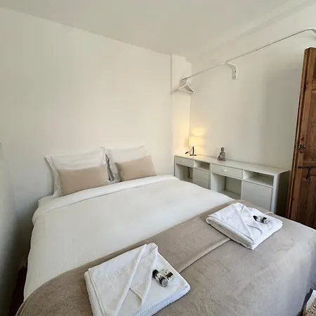 דירה Le Cosy Revely, 2 Pieces Sur Les Remparts , Climatise *