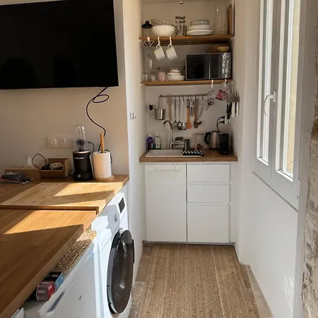 Apartment Le Cosy Revely, 2 Pieces Sur Les Remparts , Climatise Antibes